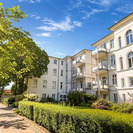 12 Strandpalais Zinnowitzer Hof